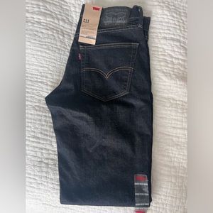 BNWT Levi 511 jeans